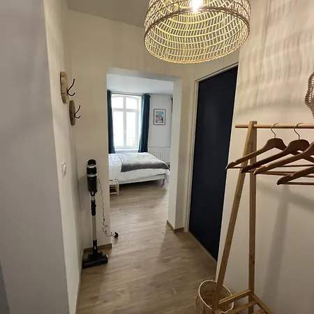 Esprit Maritime - 2p Centre-ville, Place Dalton